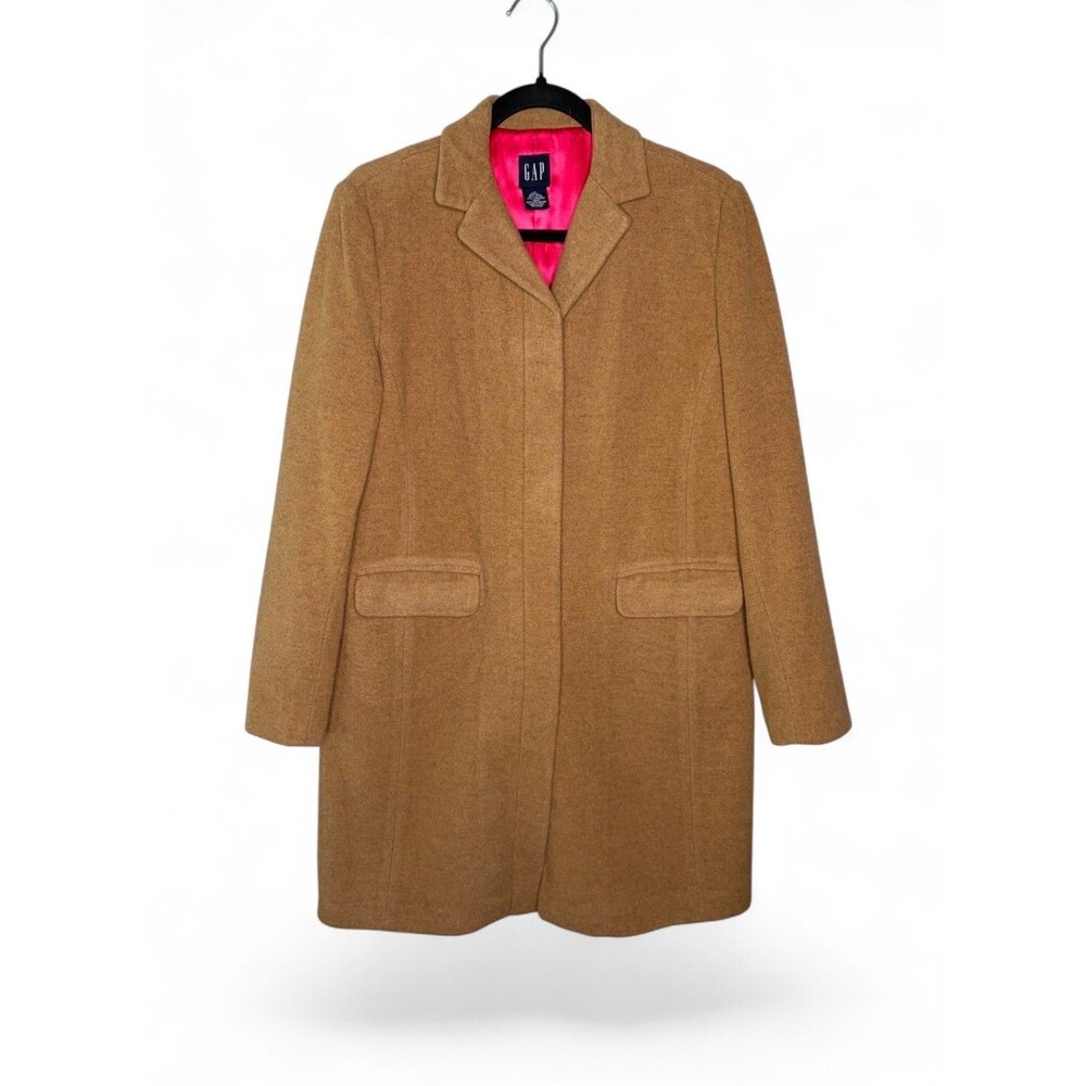 Gap wool and cashmere blend coat with fuchsia lining in camel color Size Medium